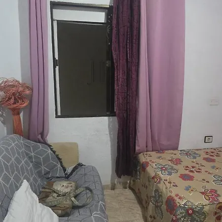 En Patronato San Fernando Apartment *