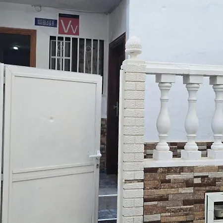 En Patronato San Fernando Διαμέρισμα *